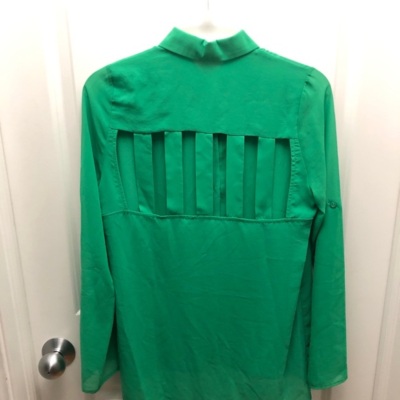 Button-Up Long-Sleeve Blouse Cutout - Picture 5 of 6